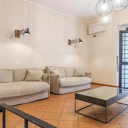 Vakantiehuis Imperial Near Colosseum Rome